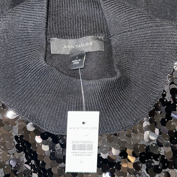 Ann Taylor Black Sequin Mock Neck Sweater Size Large New with Tags - Picture 3 of 4